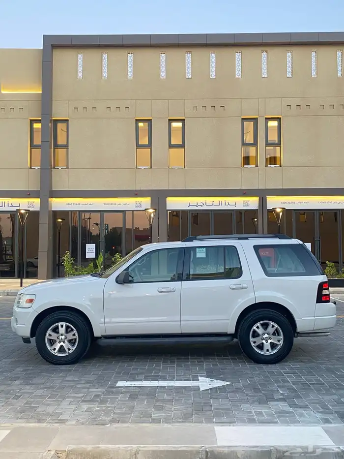 للبيع فورد اكسبلورر 2009 عداد قليل نظيف جدا 6