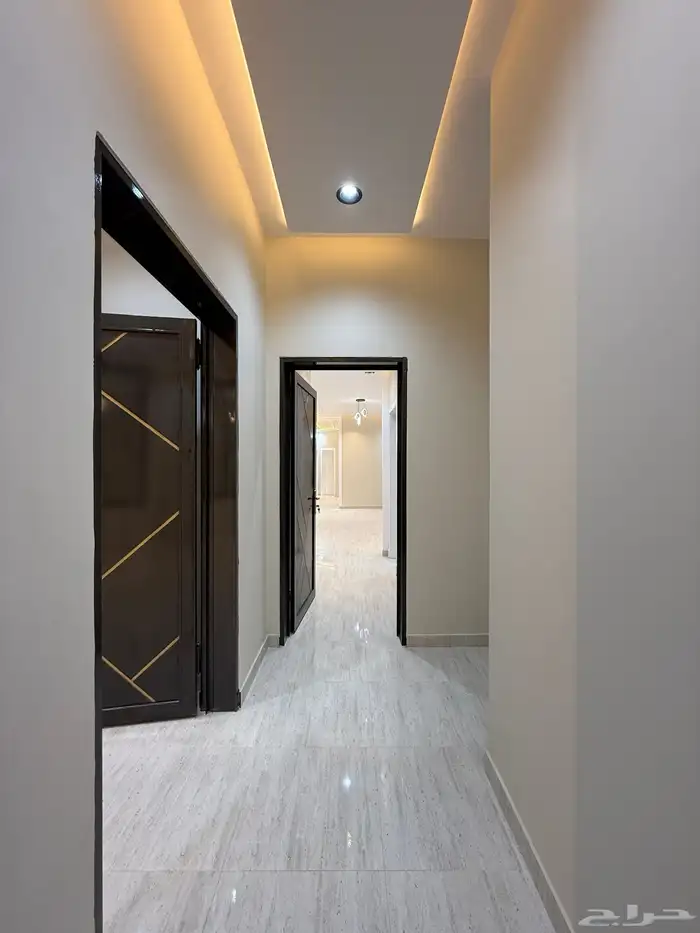 شقق ارضيه وعلويه تشطيب مودرن خميس مشيط دره الموسي 24