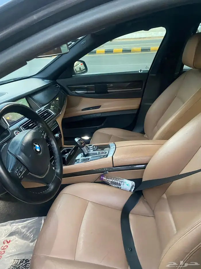 بي أم دبليو 9