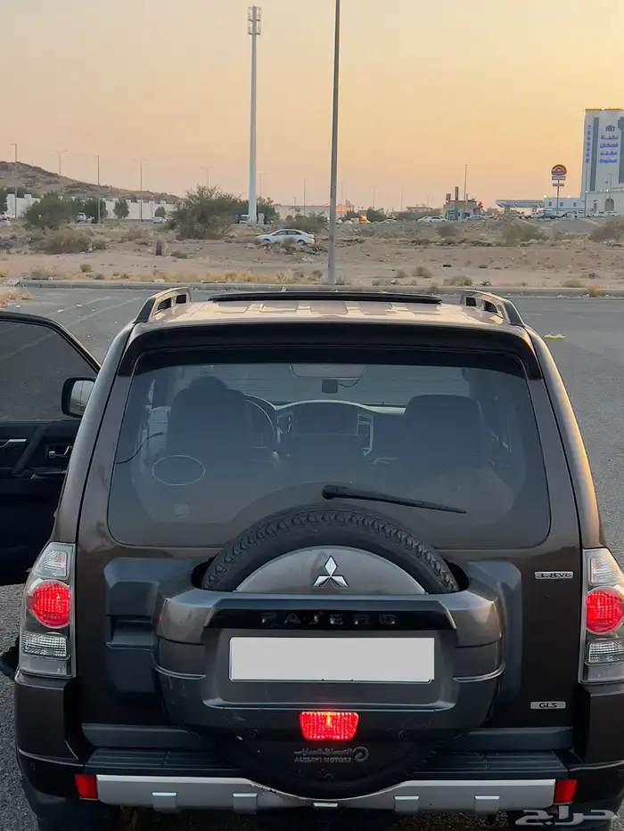 باجيرو 2017 ربع فل كامل 7