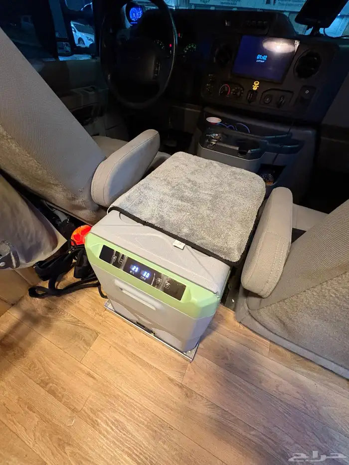 فورد E350 موتر هوم مخزن 28