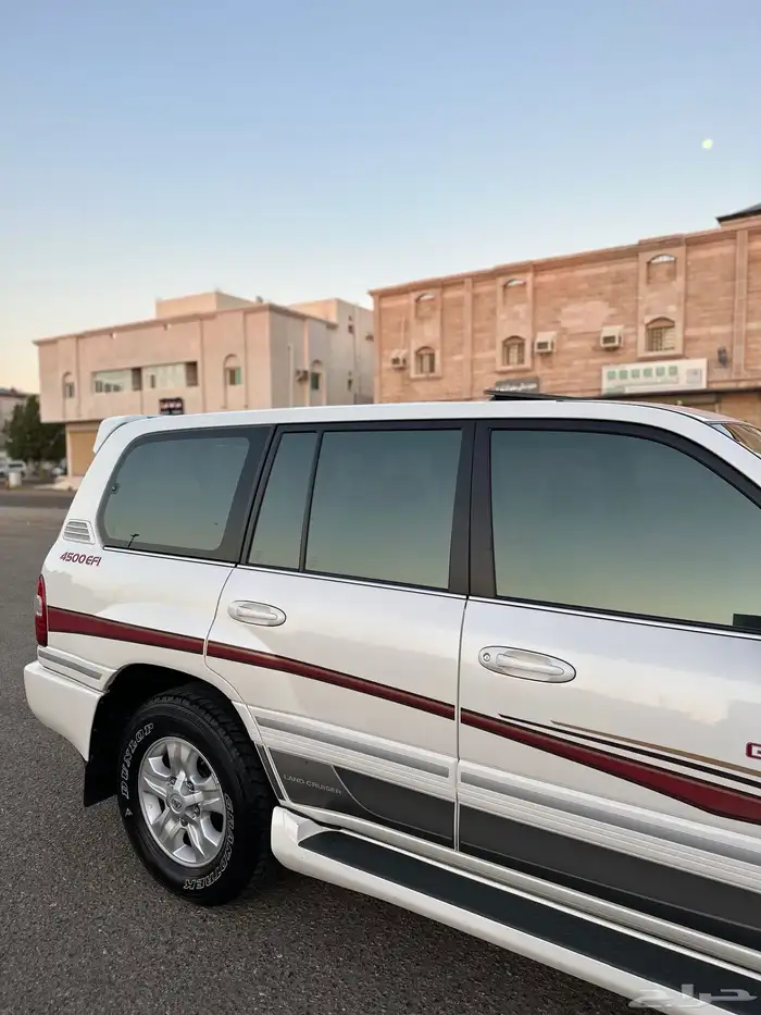 لاندكروزر 2007 مخزن 12