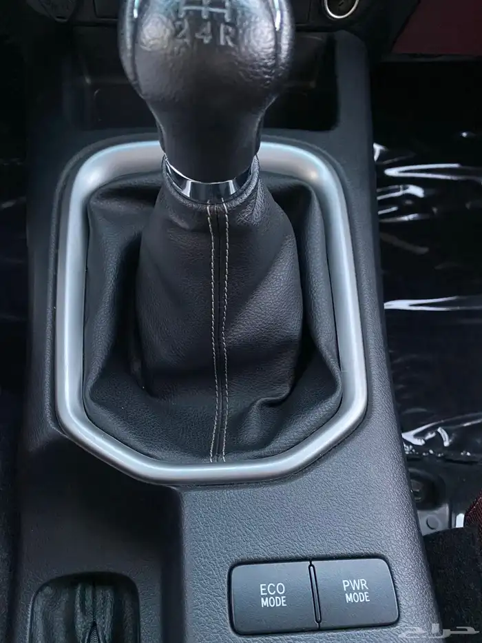 هايلوكس 2018 فل كامل وكاله ممشى 53الف مخزن بدون دبل 62