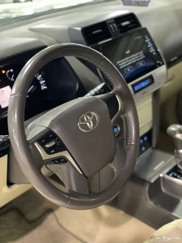 تويوتا برادو TXL3 وارد الساير 2022 شبه جديد 12