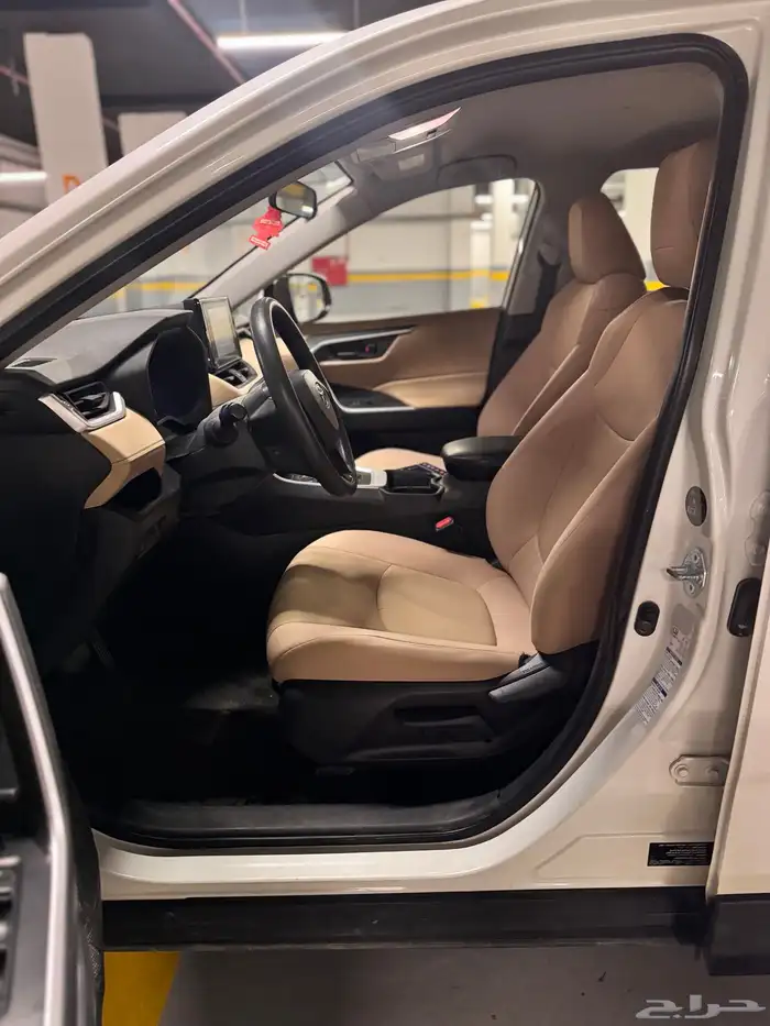 تويوتا راف فور موديل 2021 10