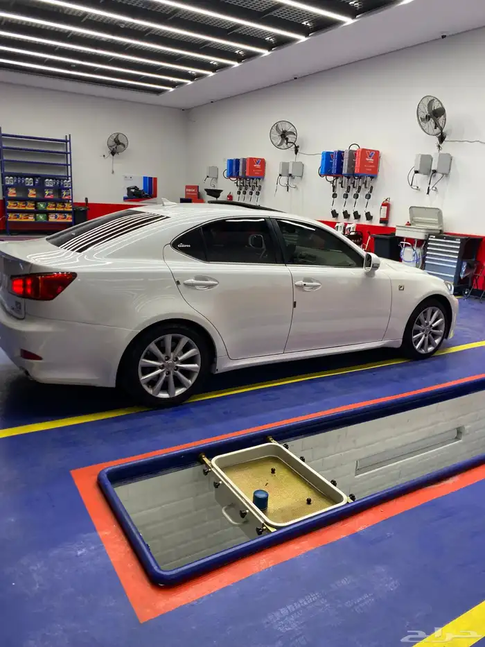 لكزس اي اس 300 للبيع موديل 2010 12