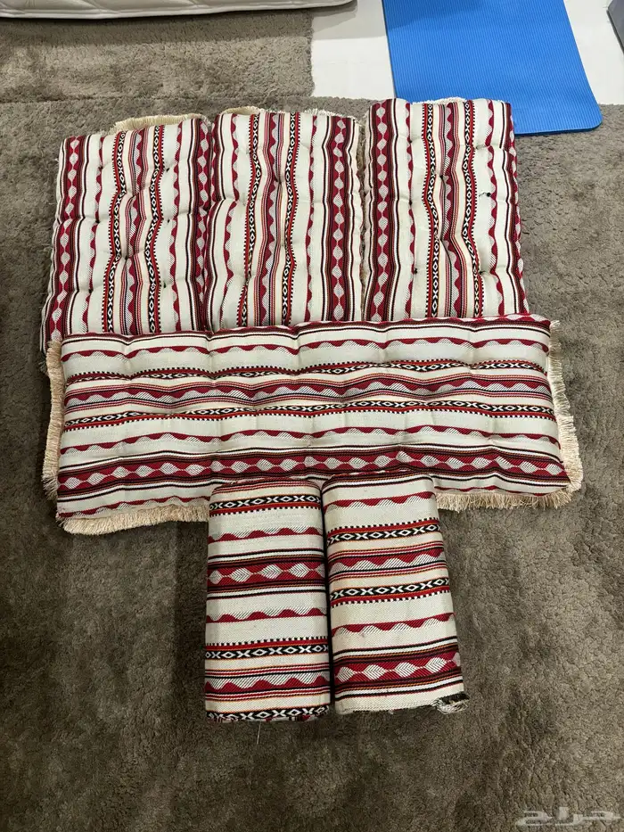 جلسة عربيه للبيع 6 قطع 0