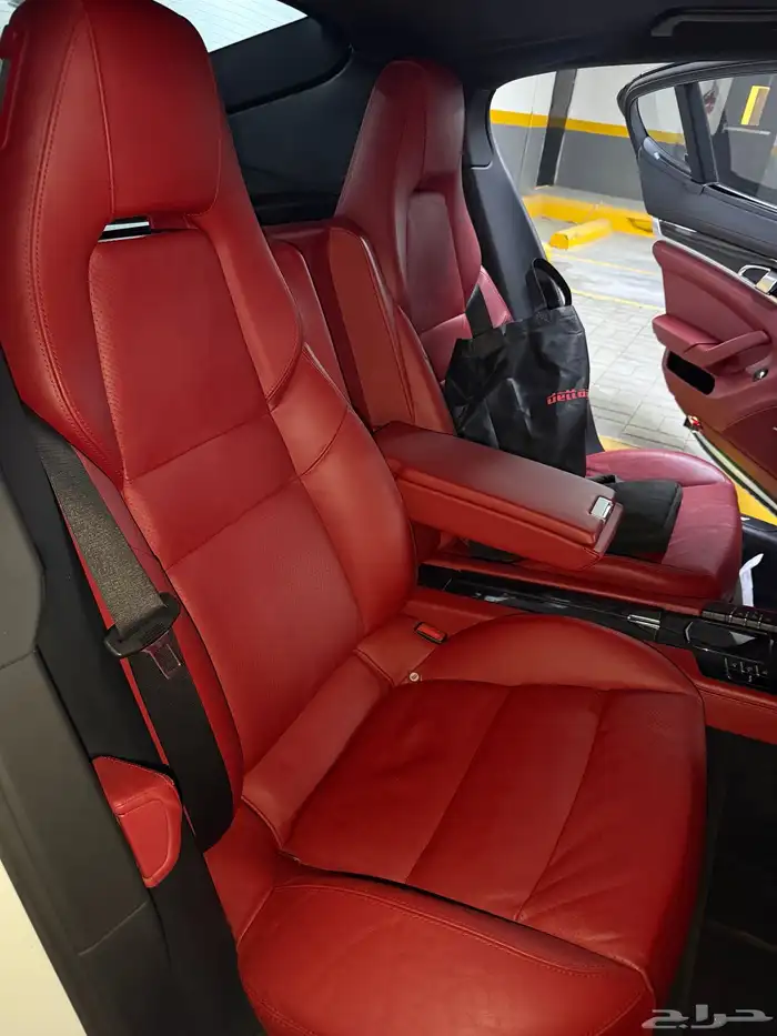 بورش بانيميرا 4S موديل 2014 9