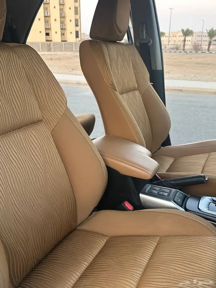 فورشنر 6 سلندر دبل (VX) 2023 ( بحالة الوكالة ) 41