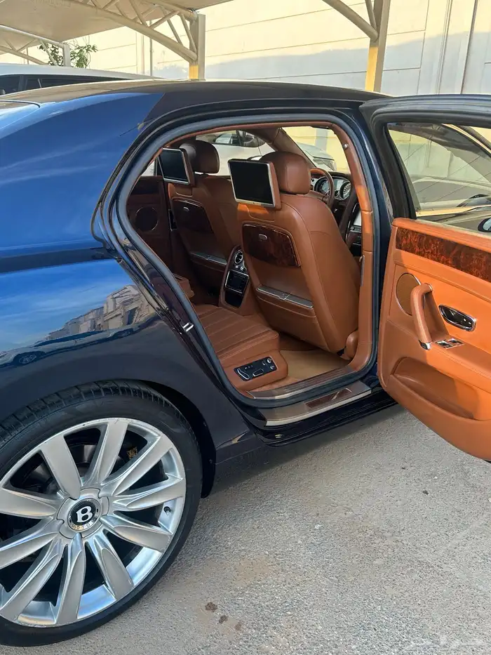بنتلي 2014 فلاينج سبير 9