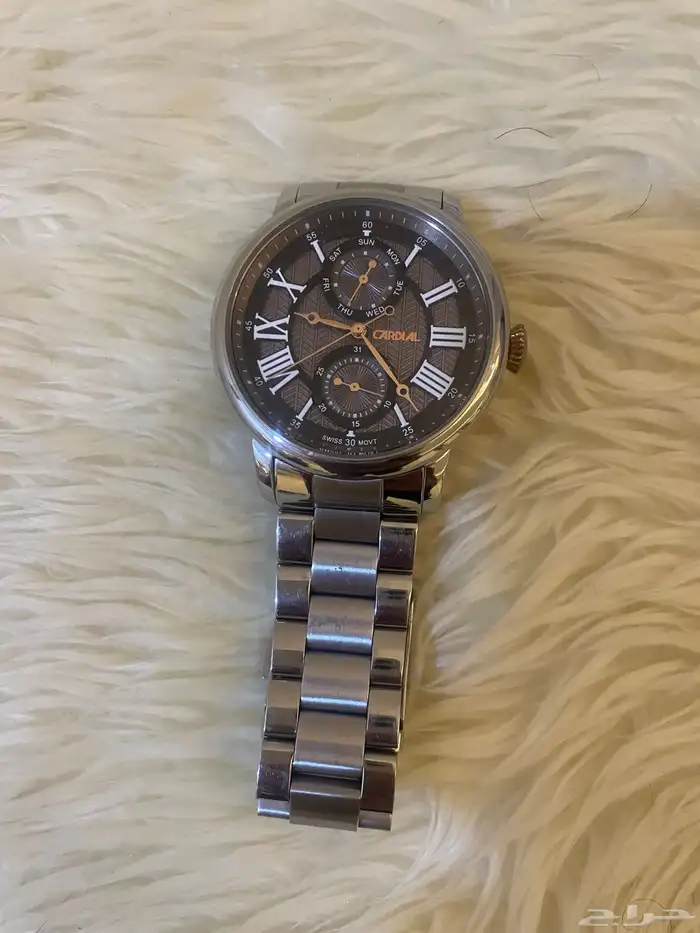 ساعة شبه جديده كارديال 1
