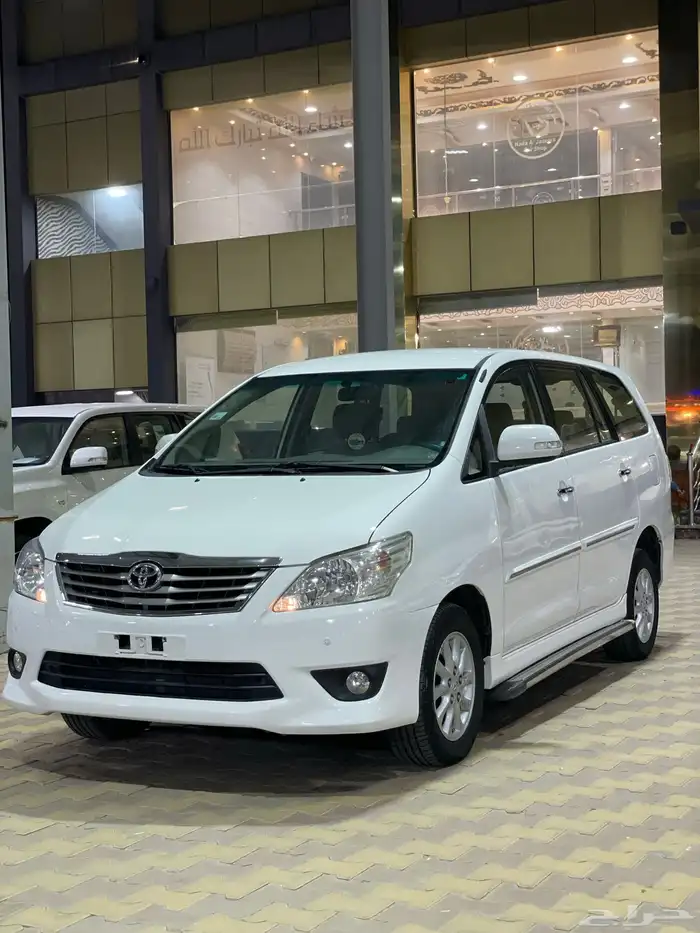 تويوتا انوفا G تماتيك فل كامل 2014 1