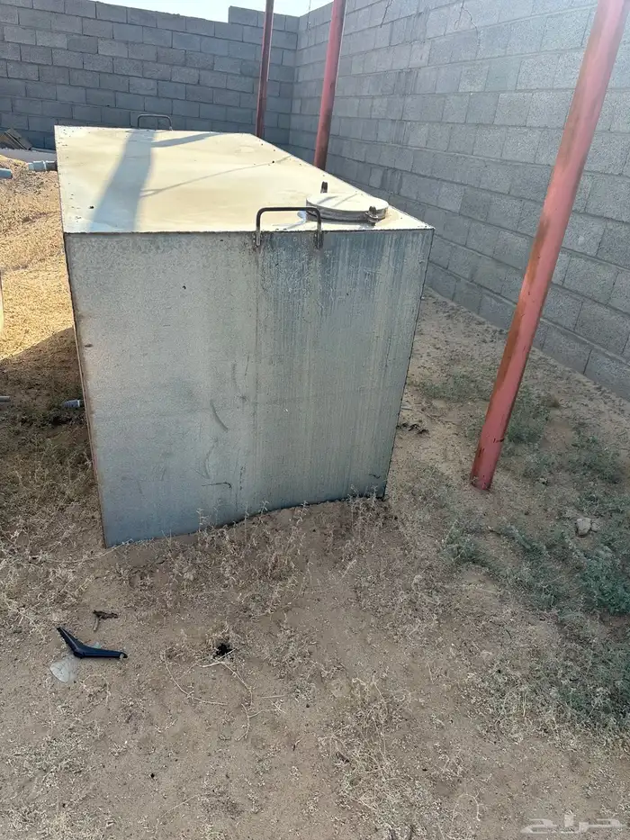 خزان ماء واثنين ركزه طول سته متر 3