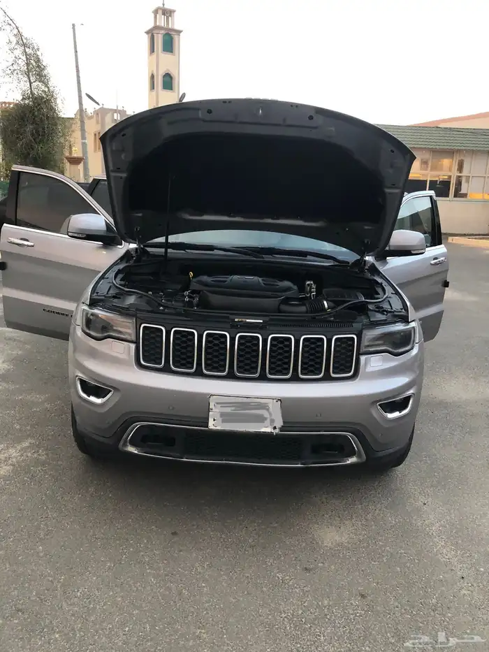 جراند شيروكي ليمتيد 2018 فل كامل ممشي قليل وكاله 15