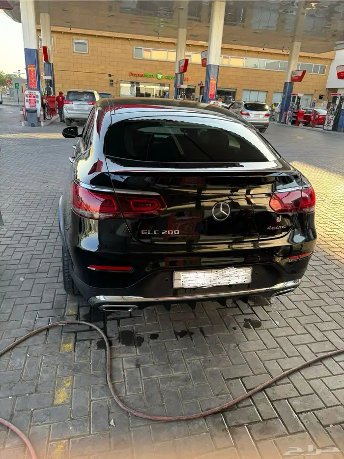 سيارة مرسيدس glc200 وارد جفالي ممشى قليل و نظيفة جدا 1