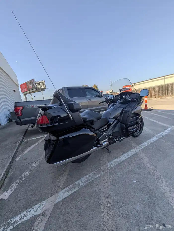 هوندا قولدوينق 2014 ل ل2 بلاك اديشن 11