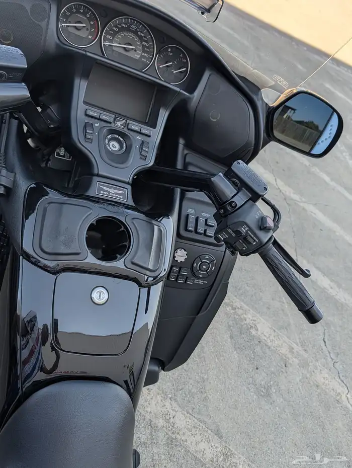 هوندا قولدوينق 2014 ل ل2 بلاك اديشن 19