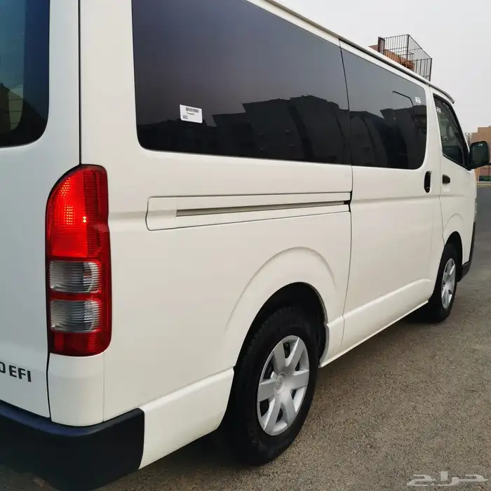 تويوتا هايس 2015 بنزين. مخزنة 12