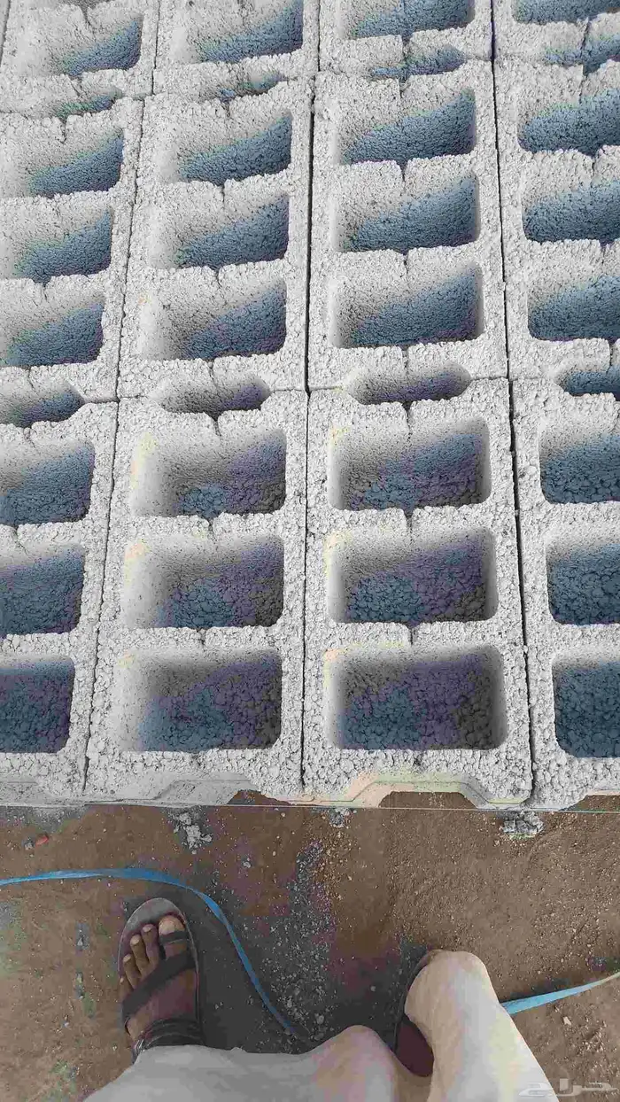 بطحاء أسمنت طوب عتب خرسانه قلاب دينة طرطشة بلاط بندورة معلم 9