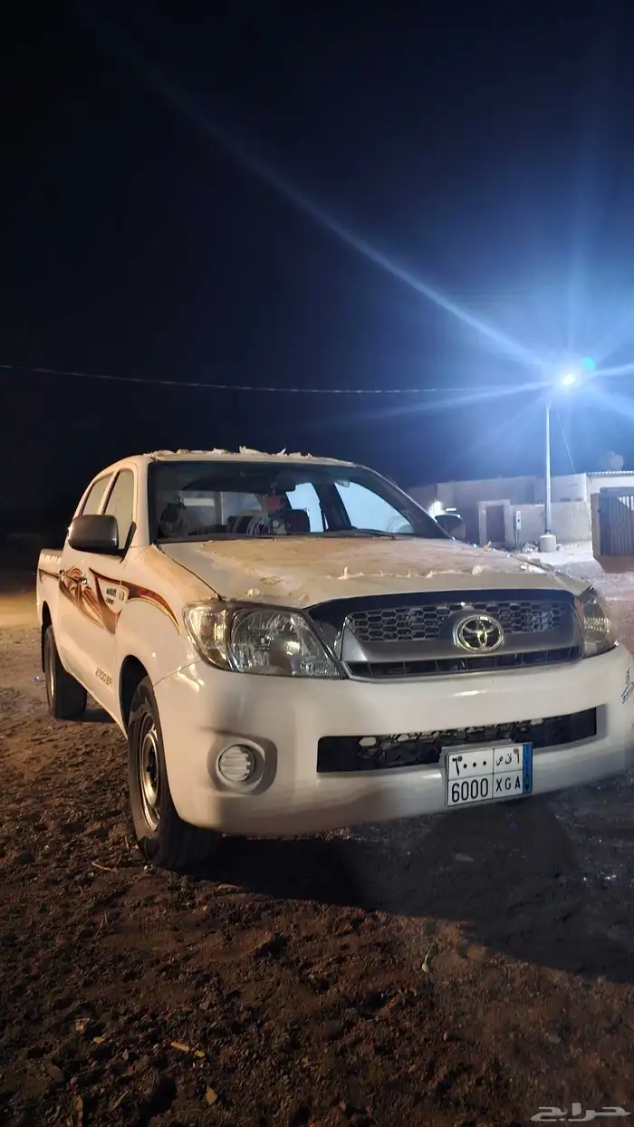 السلام عليكم اعرضلكم هايلكس2011 قير توماتيك (اقبل البدل) 2