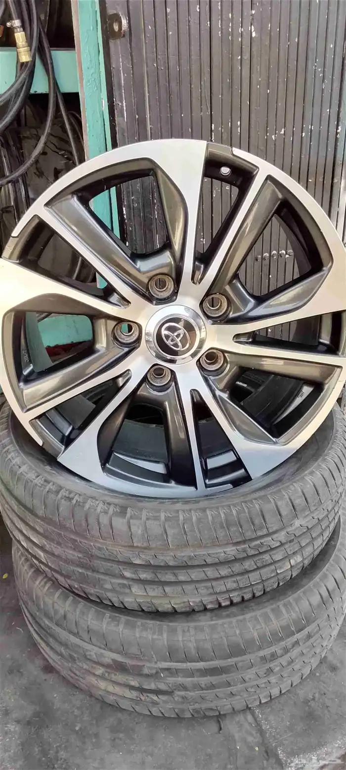 جنوط تويوتا لاندكروزر تورنج أصلي وكاله مقاس 20 موديل 2021 0