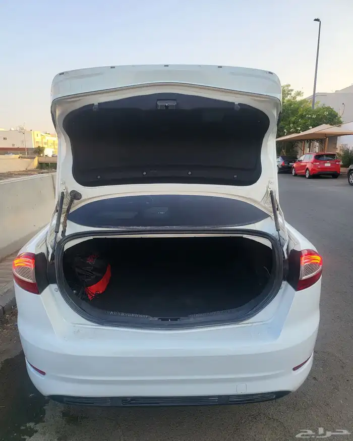 فورد مونديو 2014 4