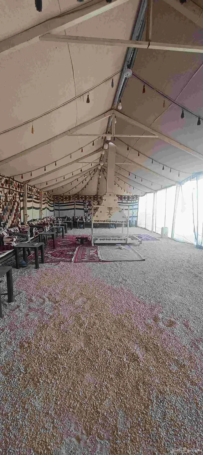 الخرج بيت شعر جملون واجهه شفائف شبه جديد 3