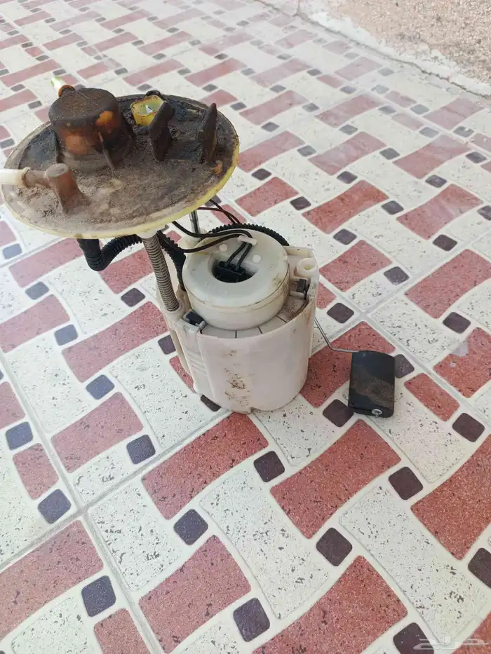 طرمبة بنزين كامله مع العوامه النترا 2015 شد بلد وكاله 0