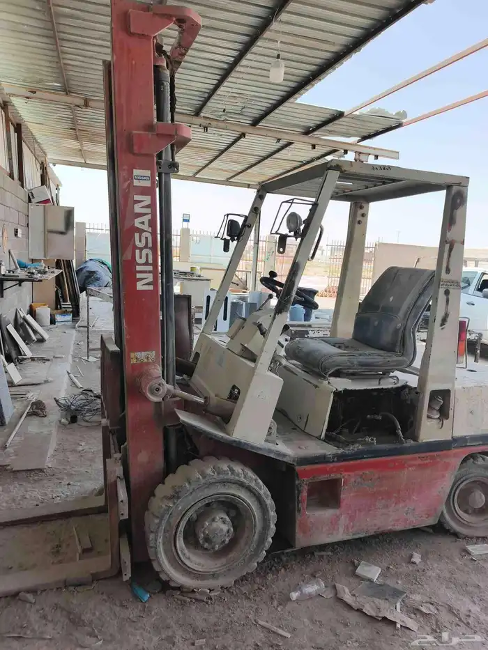 رافعه نيسان ومنشار رخام 1