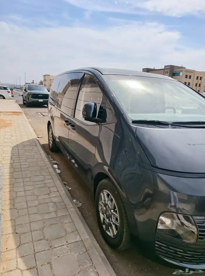 هونداي ستاريا 2022 2