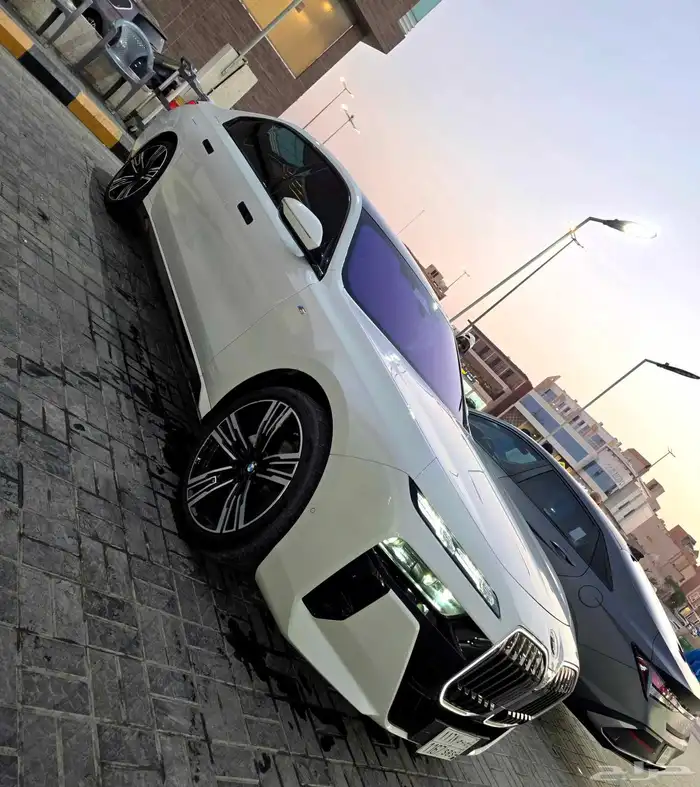 بي ام دبليو 2024 735 كت ام للبيع 18