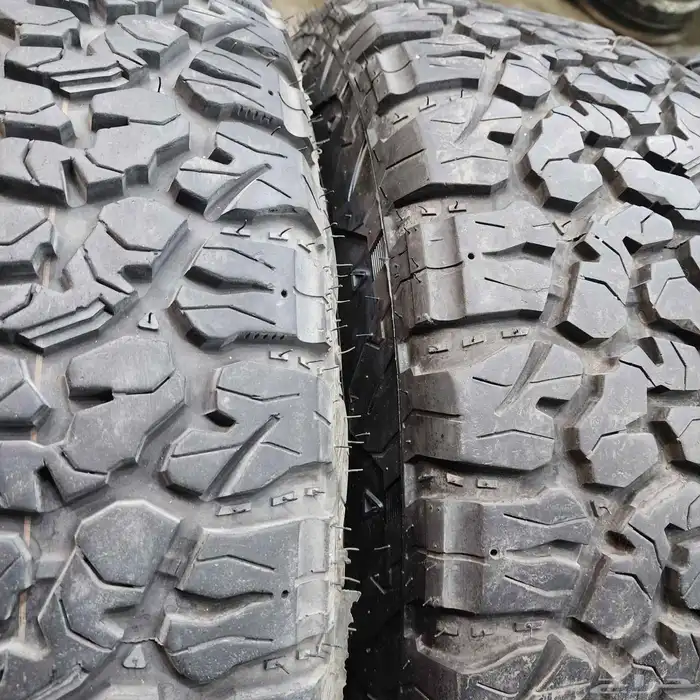 جنوط فيول 6مسمار فورد مع كفرات نص حجري اخت الجديد 17 4