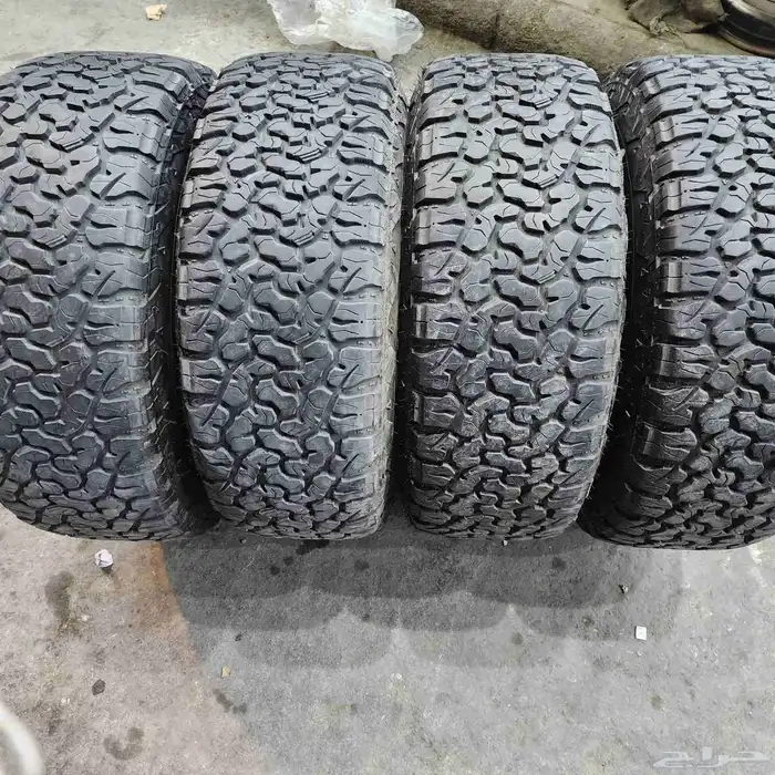 جنوط فيول 6مسمار فورد مع كفرات نص حجري اخت الجديد 17 13