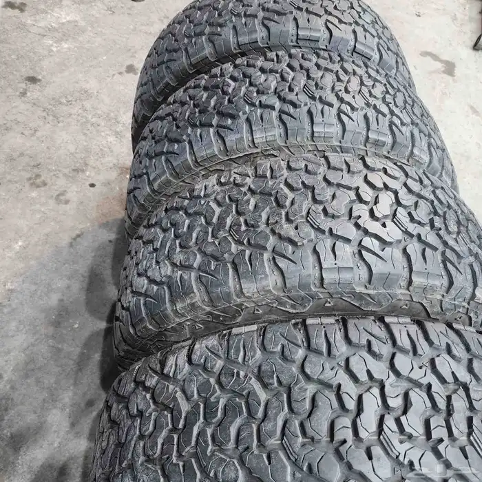 جنوط فيول 6مسمار فورد مع كفرات نص حجري اخت الجديد 17 3