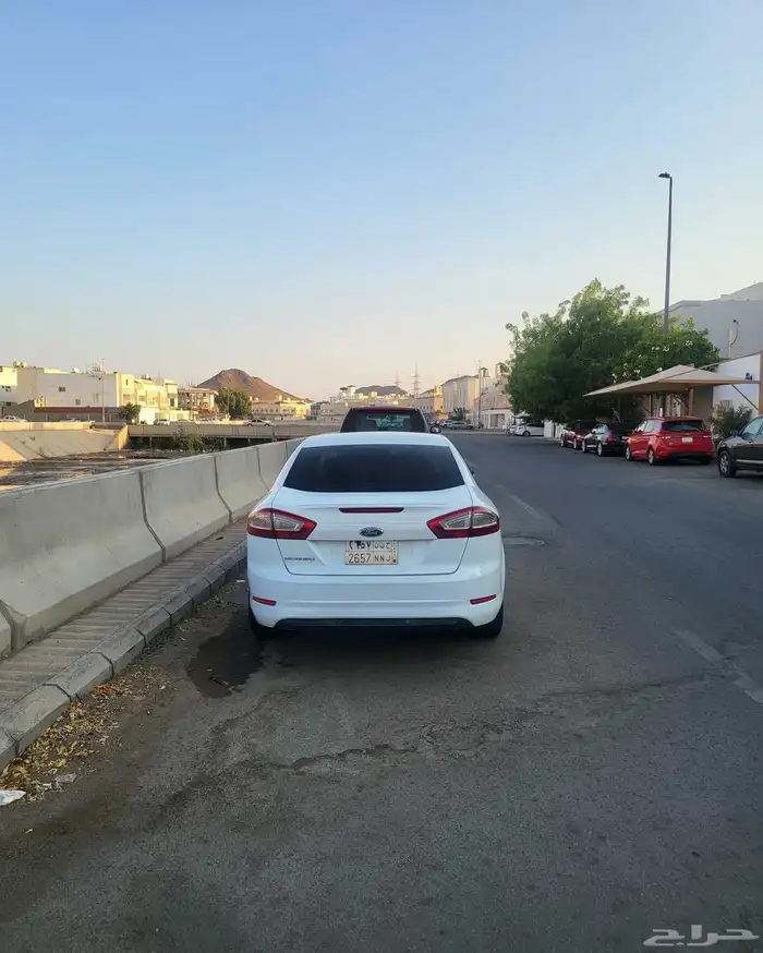 فورد مونديو 2014 18
