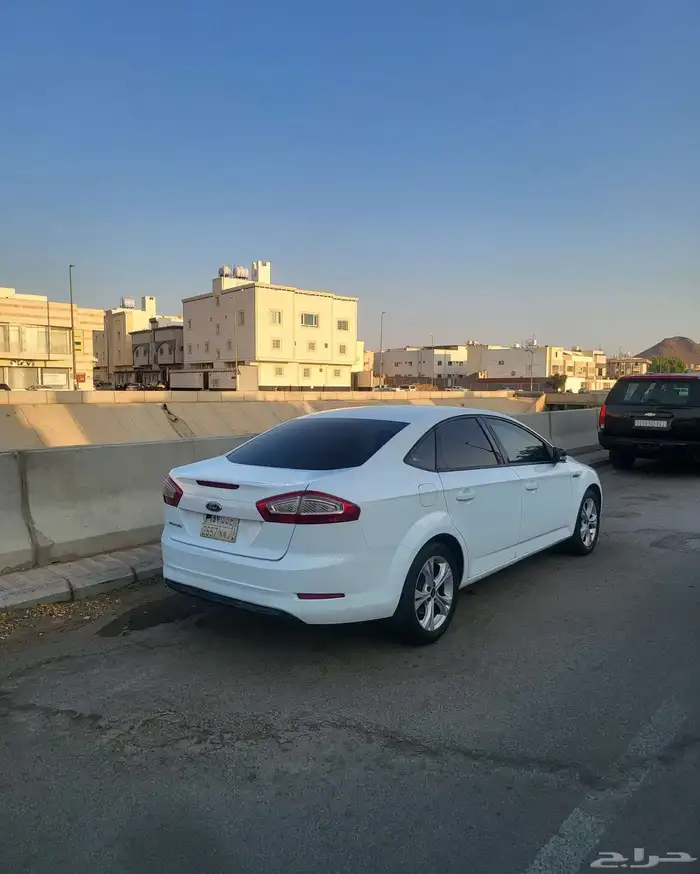 فورد مونديو 2014 17