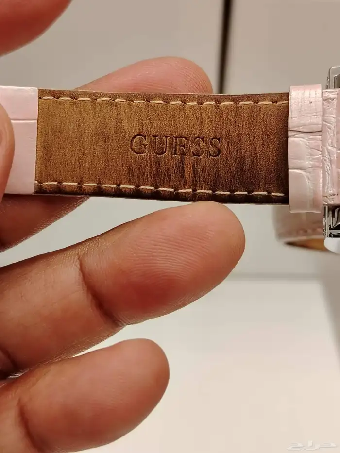 ساعة جيس لون نادر وجميل 6