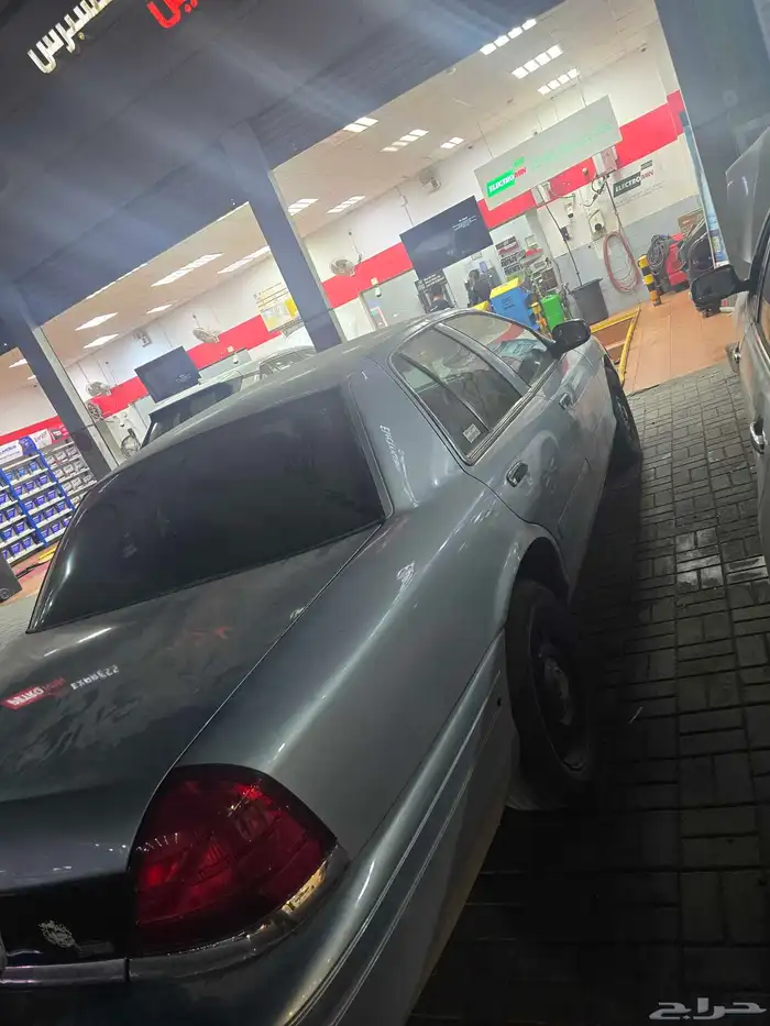 فورد فكتوريا 2004 للبيع 1