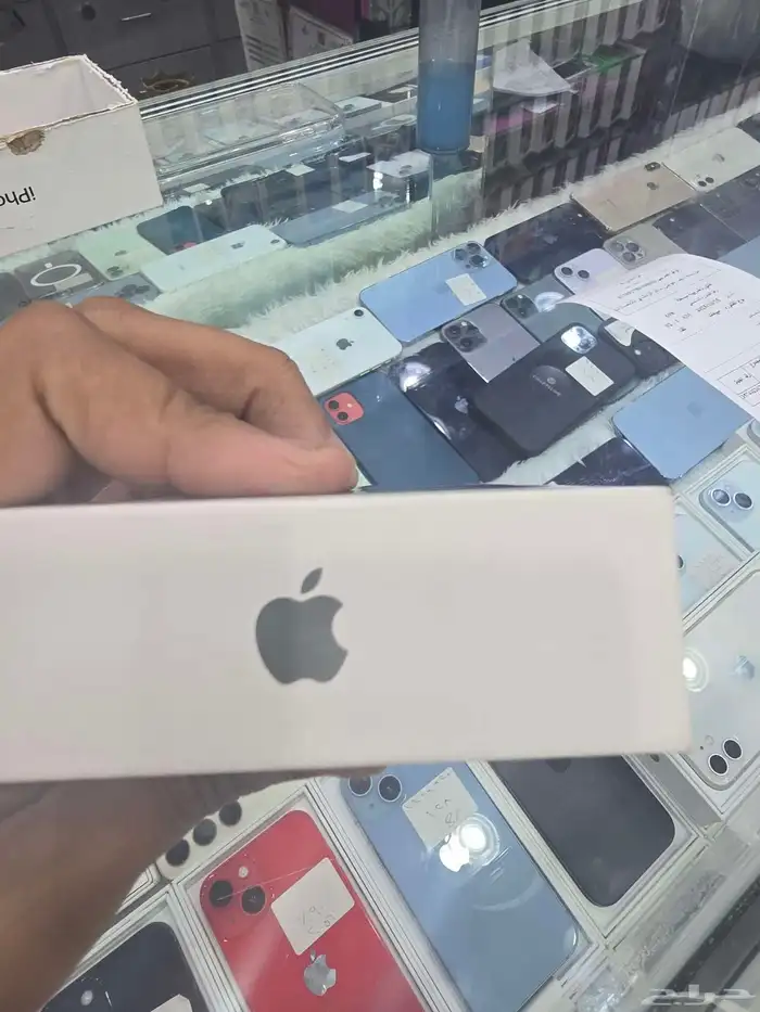 15برو 512 جديد ظمان حاسبات العرب سنتين لون تيتانيوم طبيعي 3