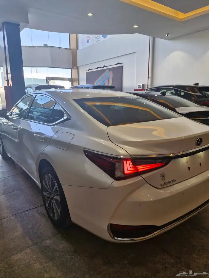 ليكزس ES250 7