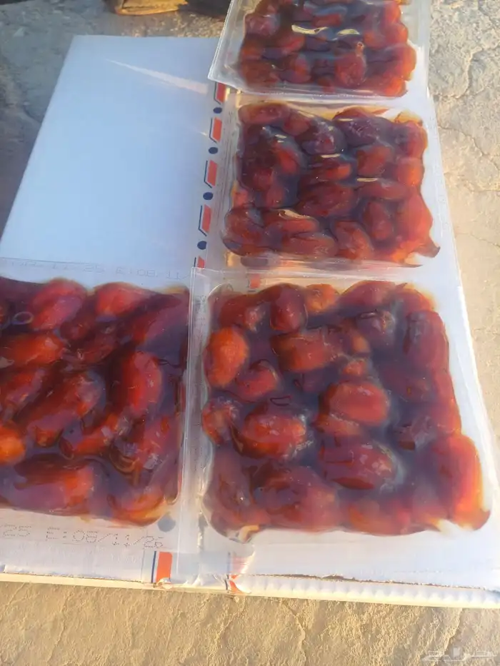 يوجد لدينا تمر خلاص حساء حبه جانبو 4