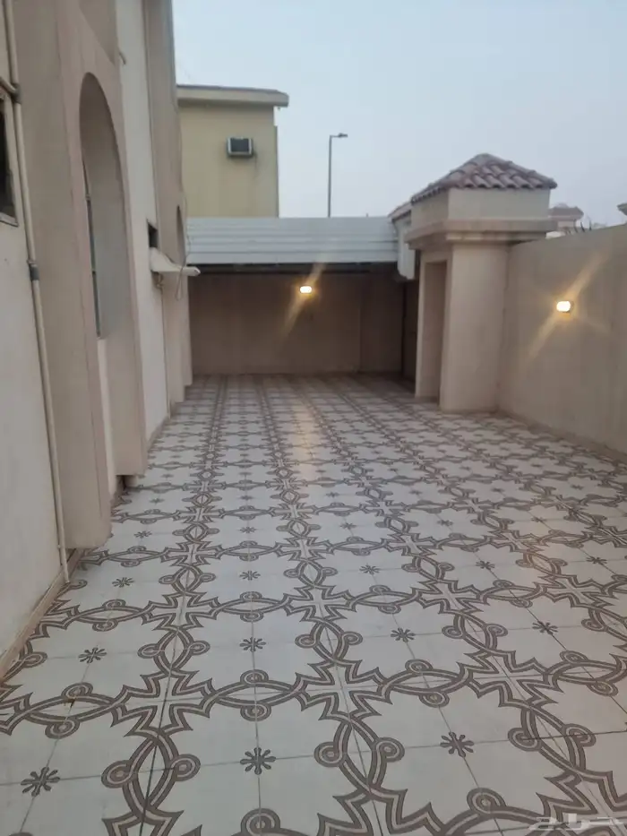 للاجار دور ارضي حي بدر ج ست غرف وديوانية الاجار 40الف دفعات 1