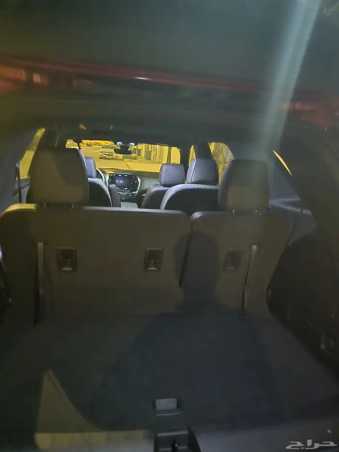 شفروليه ترافيرس 2023 فئة RS اللون احمر 4