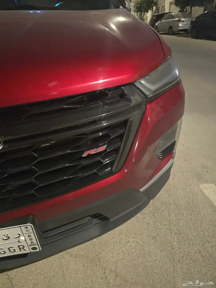 شفروليه ترافيرس 2023 فئة RS اللون احمر 8