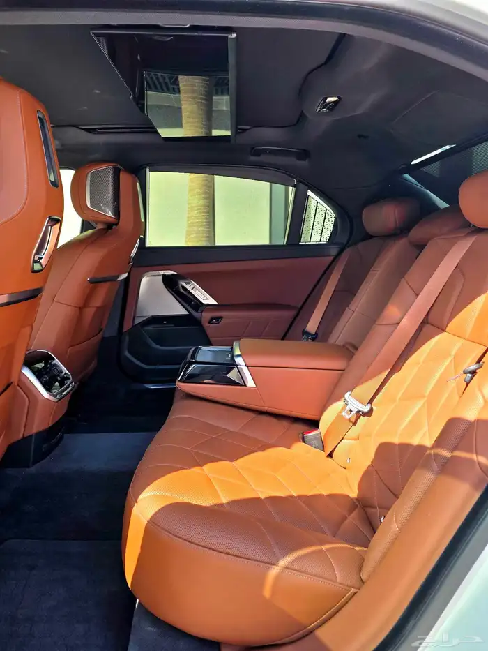 بي ام دبليو 2024 735 كت ام للبيع 14