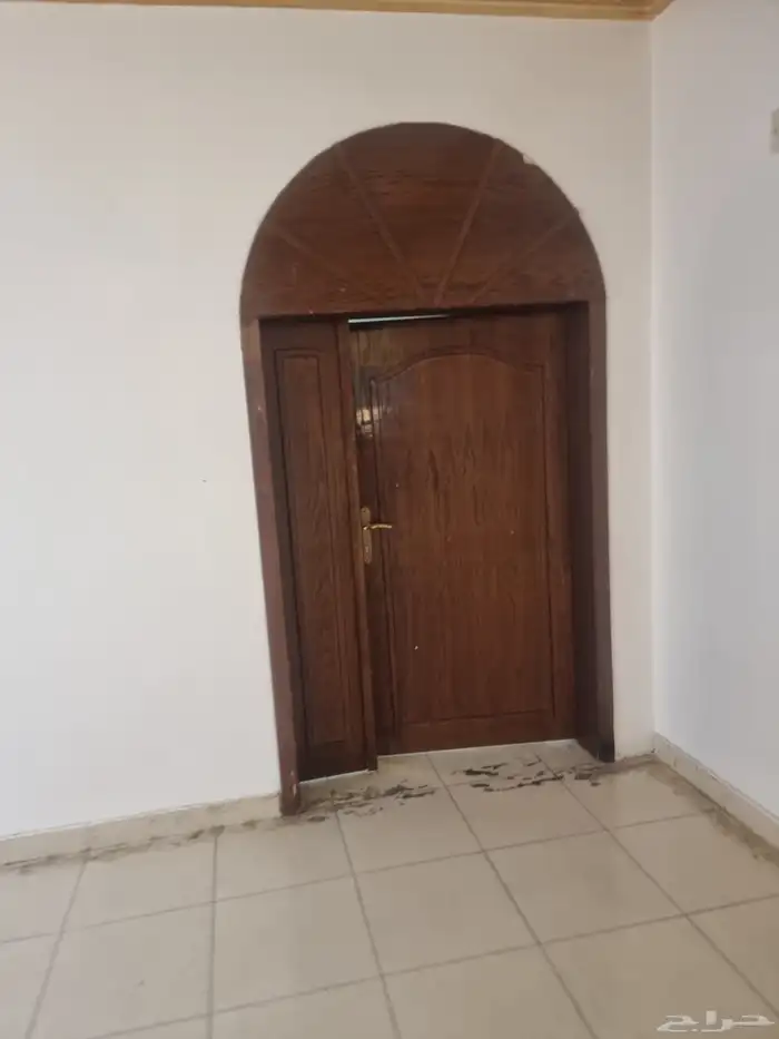 للاجار دور ارضي حي بدر ج ست غرف وديوانية الاجار 40الف دفعات 7