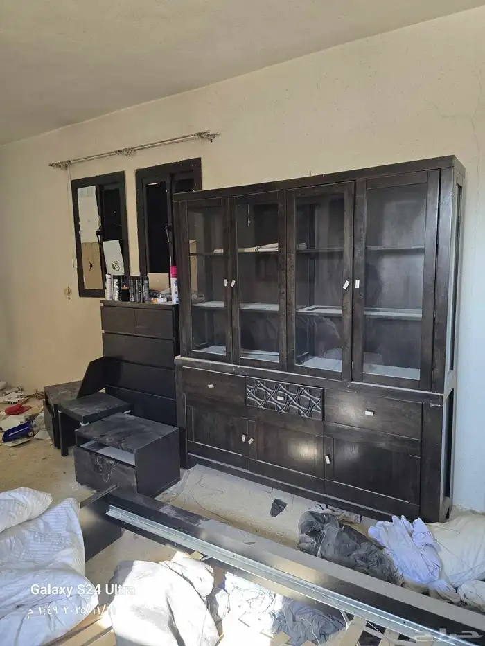 البيع مستعجل مجموعة اثاث كل واحد لحال 4