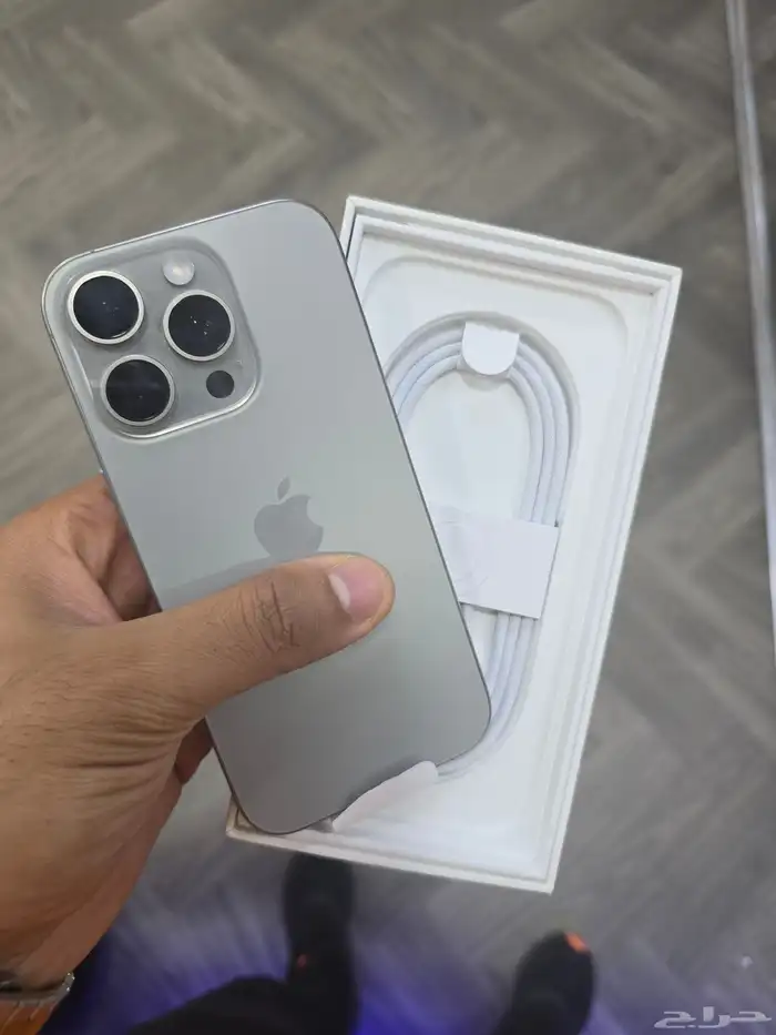 ايفون 16 pro شبه الجديد تماما 0