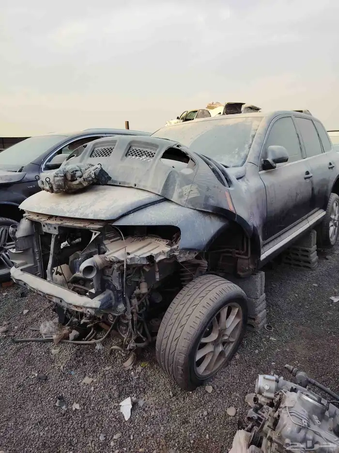 قطع غيار فولكس واجن طوارق موديل 2006 2