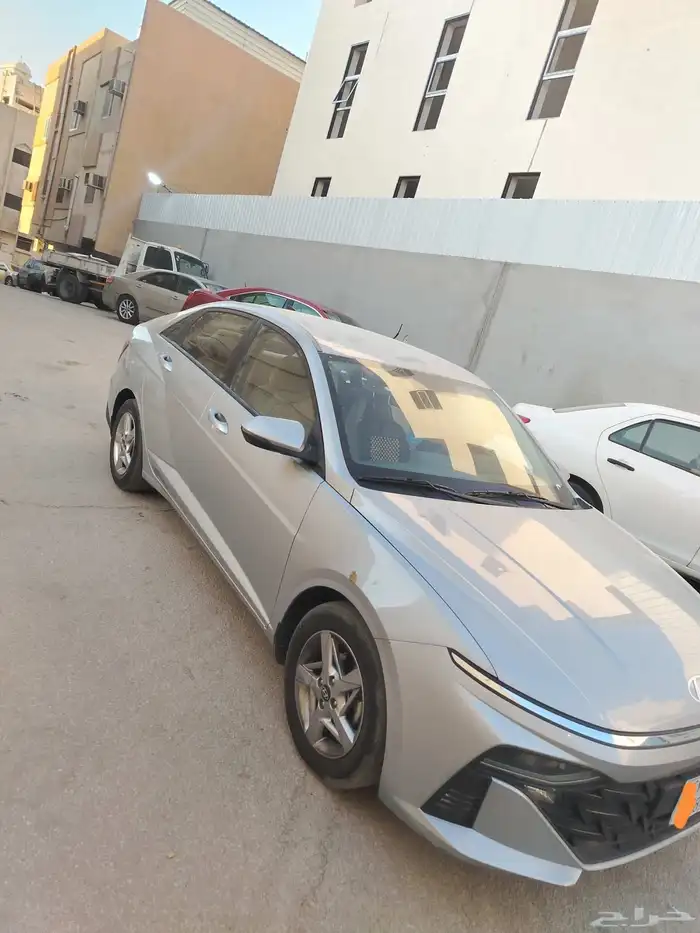 هونداي اكسنت 2024 ماشيه 100 الف السياره نضيفه عل الشرط السعر 2